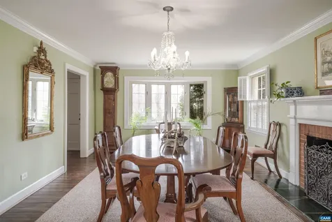 21 Deer Path Charlottesville VA 22903