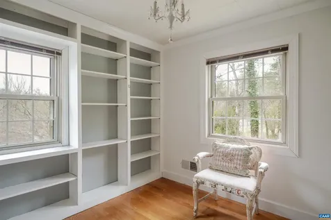 21 Deer Path Charlottesville VA 22903
