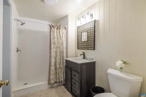 21 Deer Path Charlottesville VA 22903
