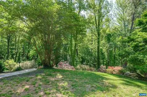 21 Deer Path Charlottesville VA 22903