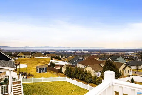 114 Chamberlain Drive Staunton VA 24401