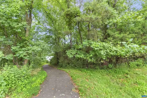 343 Rolkin Road Charlottesville VA 22911