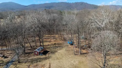 38 Maggie Lane Mount Solon VA 22843