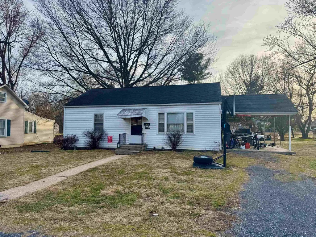 206 Bank Street E Bridgewater VA 22812