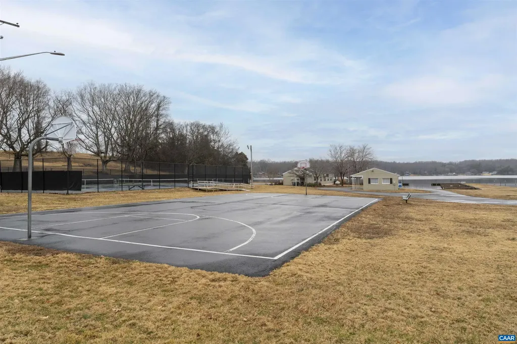 101 Nottingham Road Louisa VA 23093