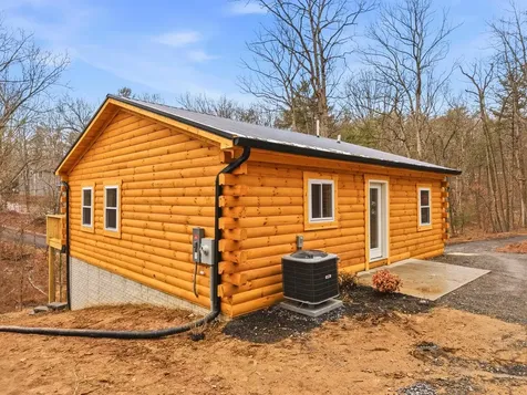 875 Willow Lane Mt Jackson VA 22842