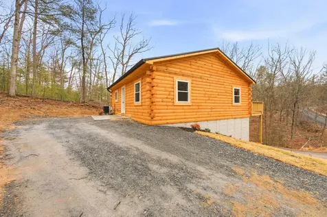 875 Willow Lane Mt Jackson VA 22842