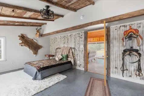 612 Paine Run Road Grottoes VA 24441