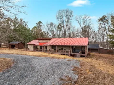 612 Paine Run Road Grottoes VA 24441