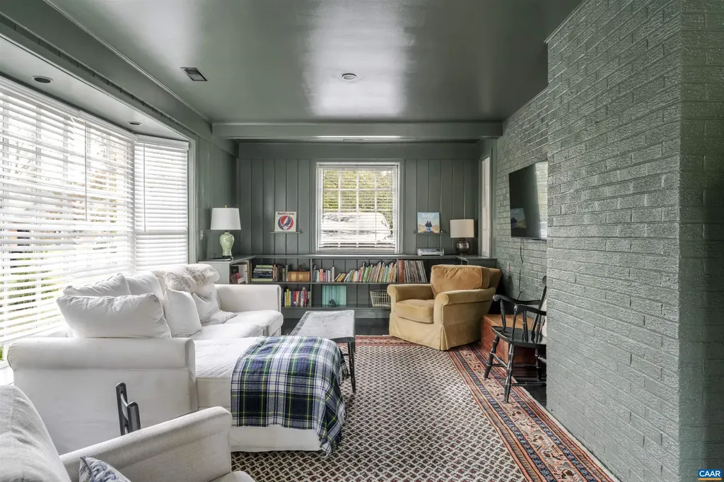 2302 Wakefield Road Charlottesville VA 22901