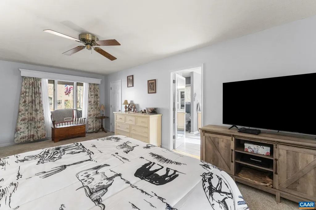 669 James River Road Scottsville VA 24590