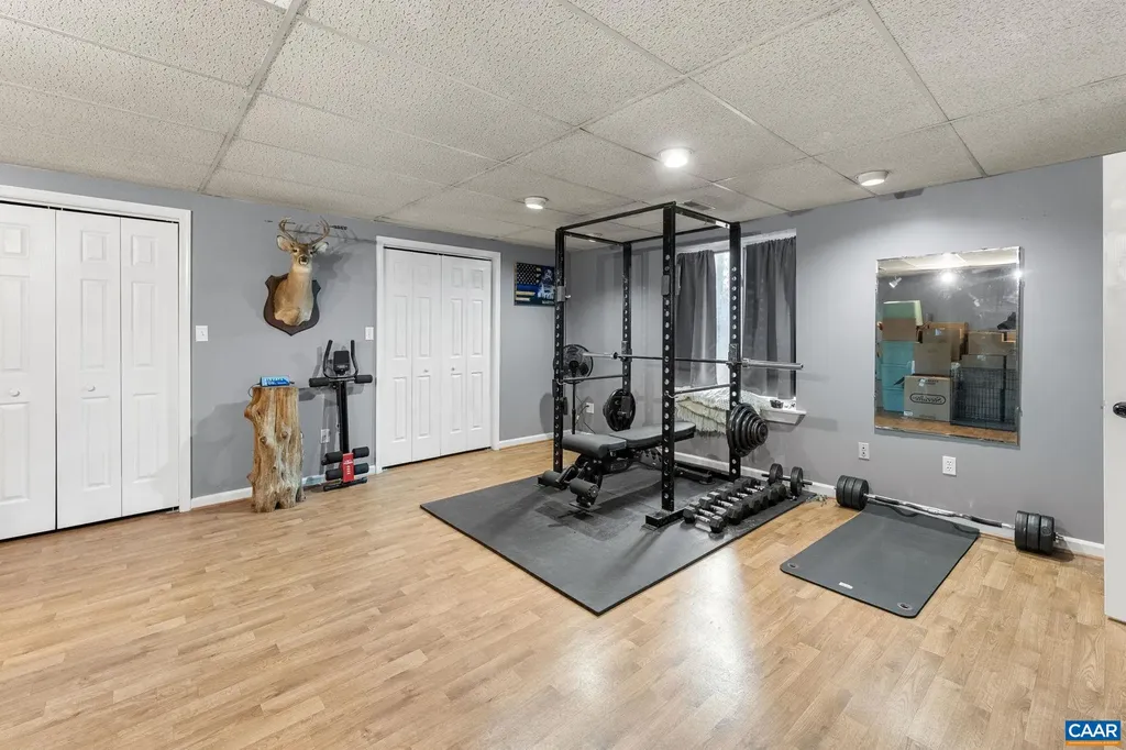 669 James River Road Scottsville VA 24590
