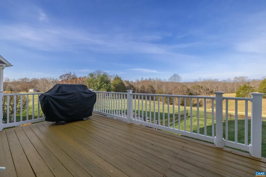 536 Sunrise Lane Earlysville VA 22936