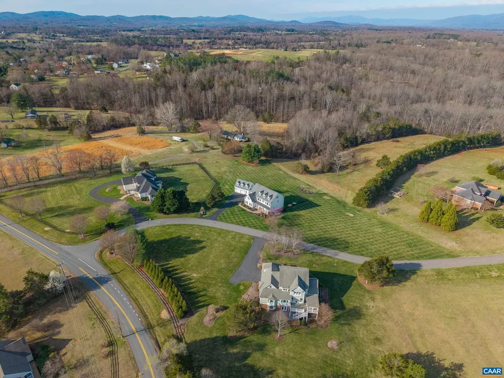 536 Sunrise Lane Earlysville VA 22936