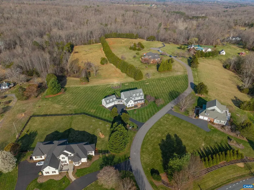 536 Sunrise Lane Earlysville VA 22936