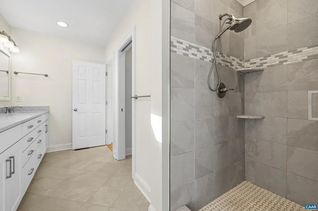 536 Sunrise Lane Earlysville VA 22936