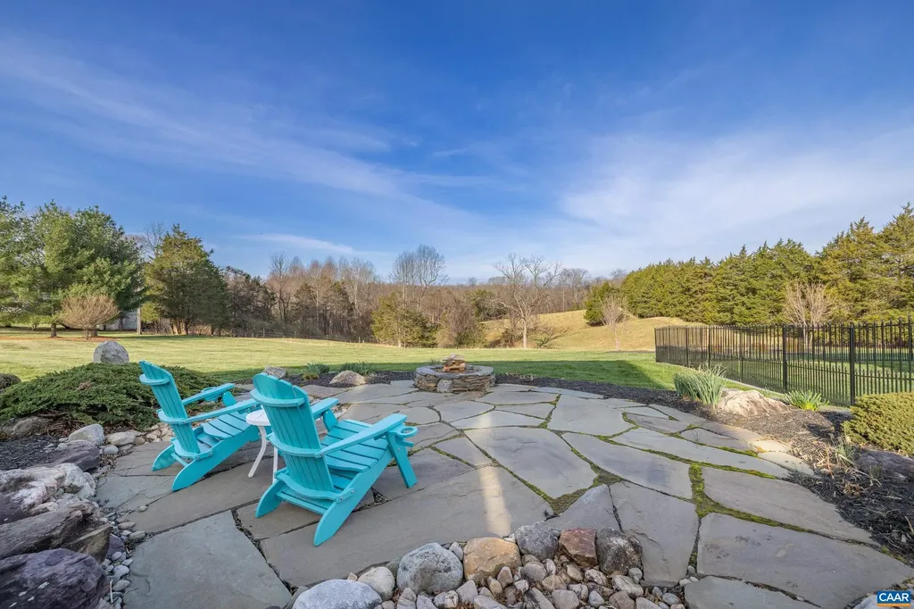 536 Sunrise Lane Earlysville VA 22936