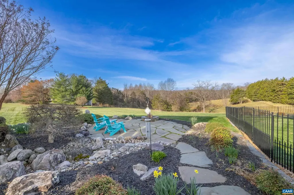 536 Sunrise Lane Earlysville VA 22936