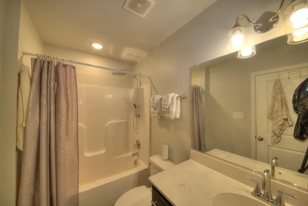 2635 Bumpass Road Beaverdam VA 23015