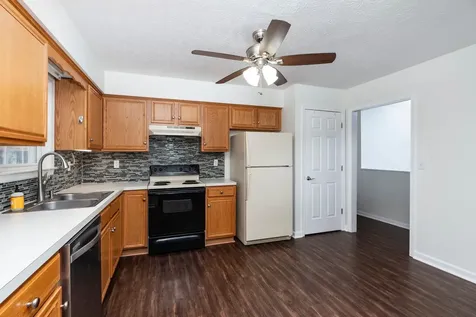 702 Stonewall Circle Staunton VA 24401