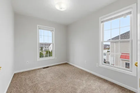 1038 Alexander Hamilton Lane Harrisonburg VA 22802