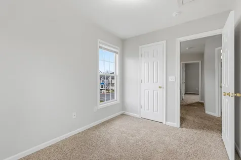 1038 Alexander Hamilton Lane Harrisonburg VA 22802