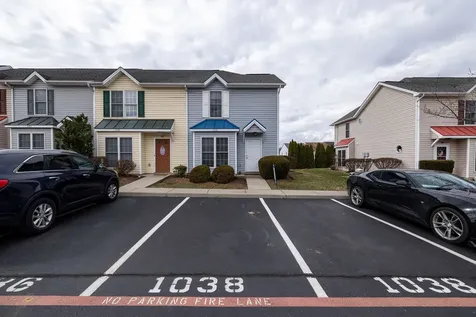 1038 Alexander Hamilton Lane Harrisonburg VA 22802
