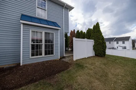 1038 Alexander Hamilton Lane Harrisonburg VA 22802