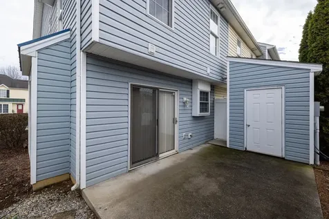 1038 Alexander Hamilton Lane Harrisonburg VA 22802