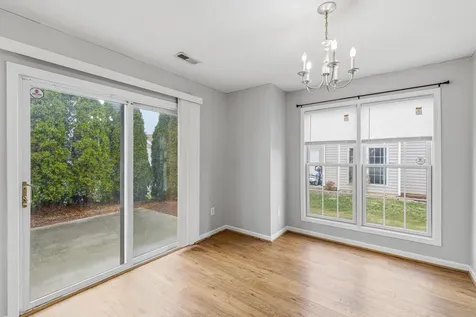 1038 Alexander Hamilton Lane Harrisonburg VA 22802
