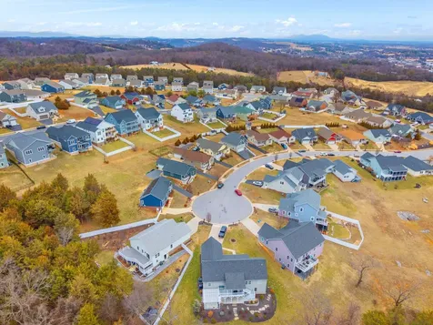 121 Beauregard Drive Staunton VA 24401