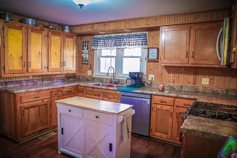 11 Two Wood Lane Staunton VA 24401