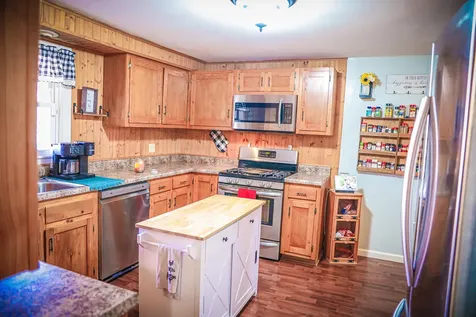 11 Two Wood Lane Staunton VA 24401