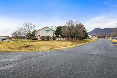 9437 Millet Circle Mcgaheysville VA 22840