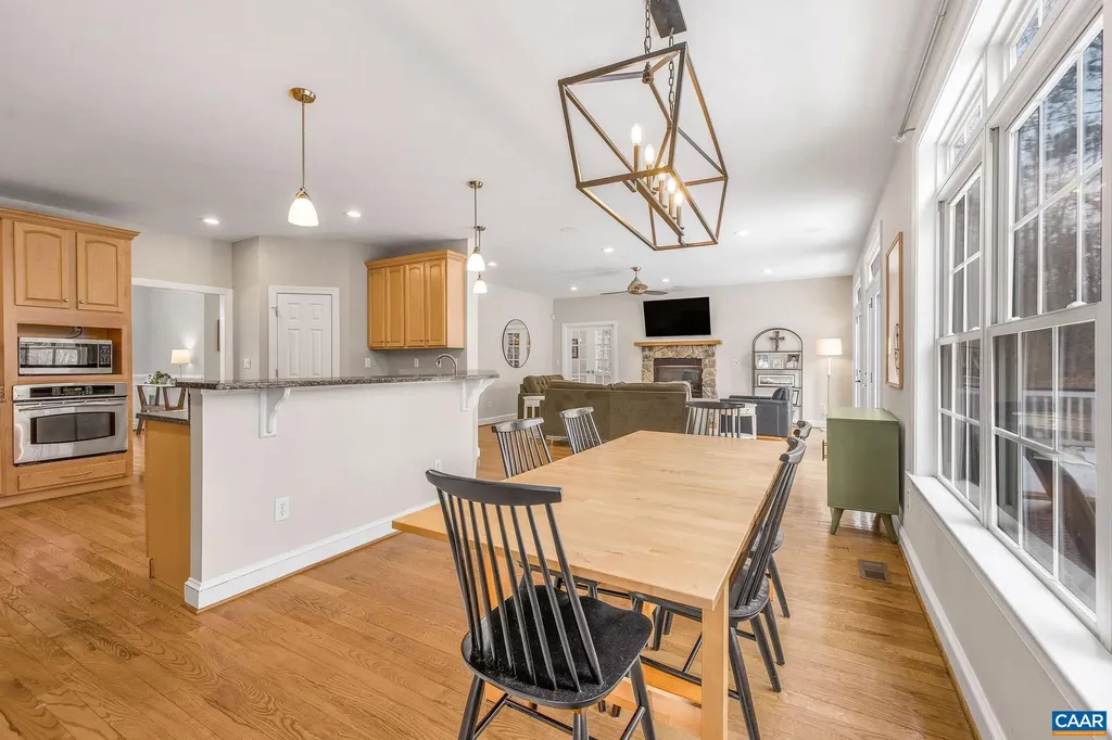 4245 Woodthrush Lane Barboursville VA 22923