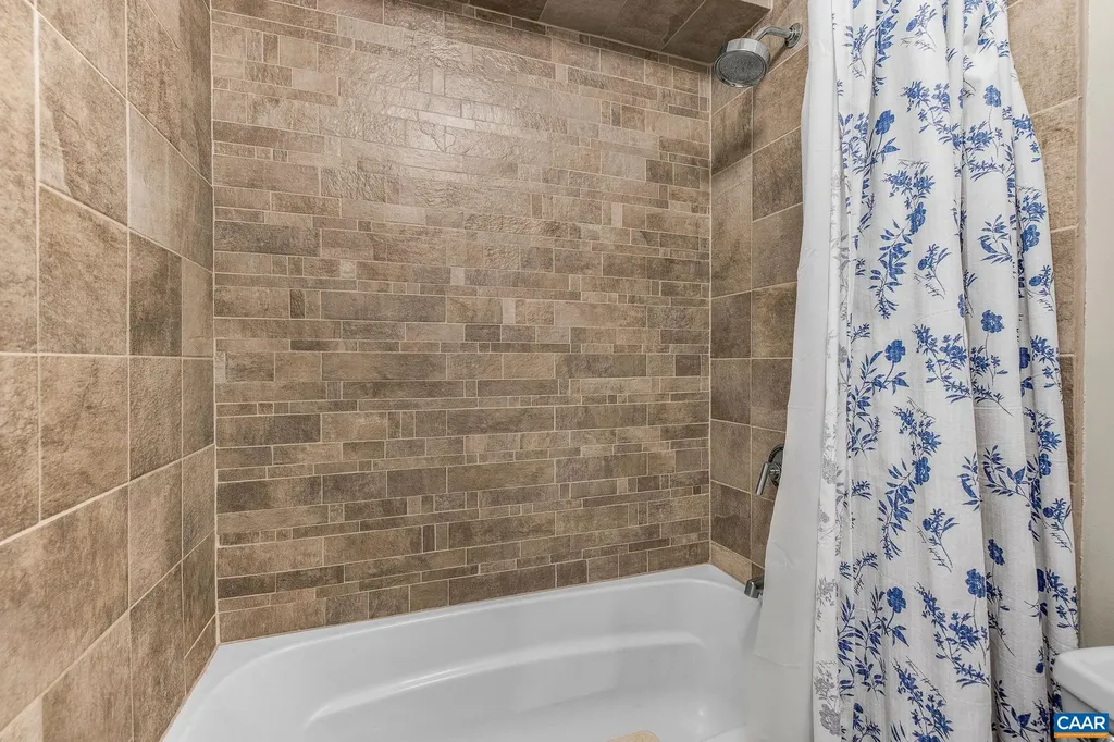 4245 Woodthrush Lane Barboursville VA 22923