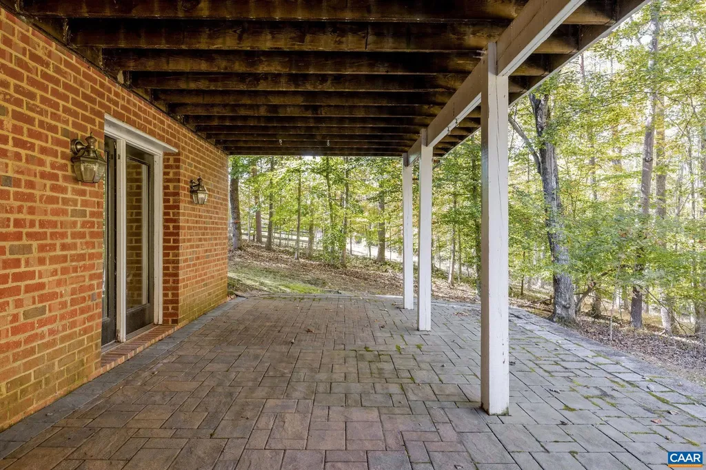 4245 Woodthrush Lane Barboursville VA 22923