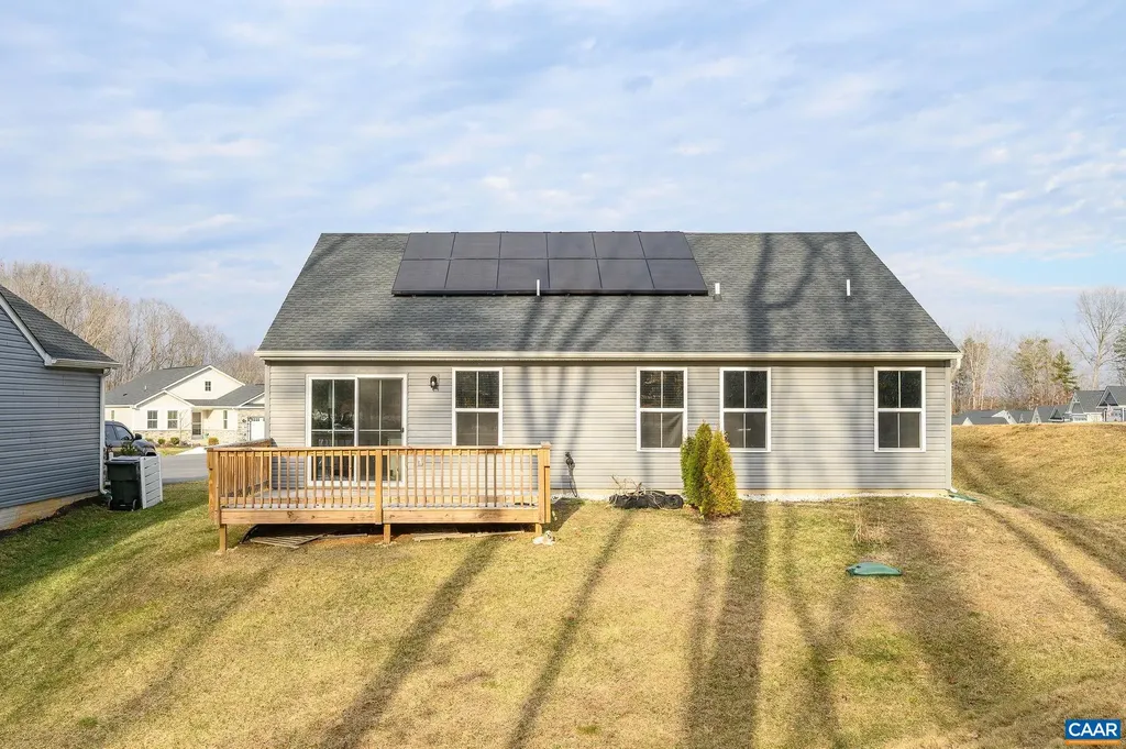 17 Archer Circle Palmyra VA 22963