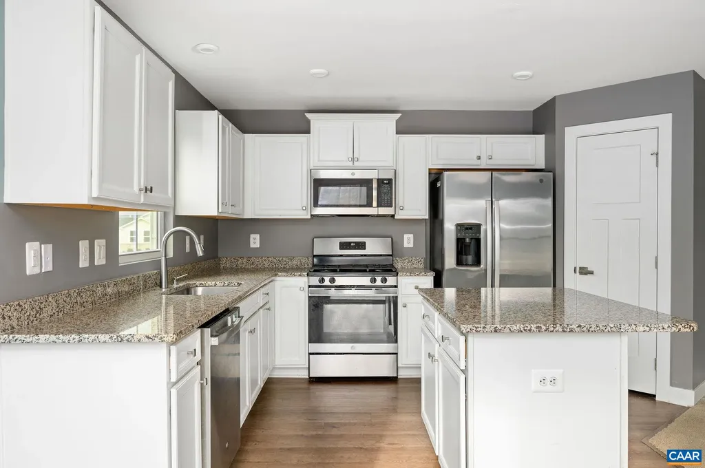 17 Archer Circle Palmyra VA 22963