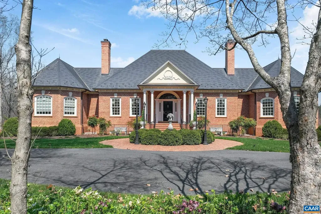 6385 Indian Ridge Drive Earlysville VA 22936