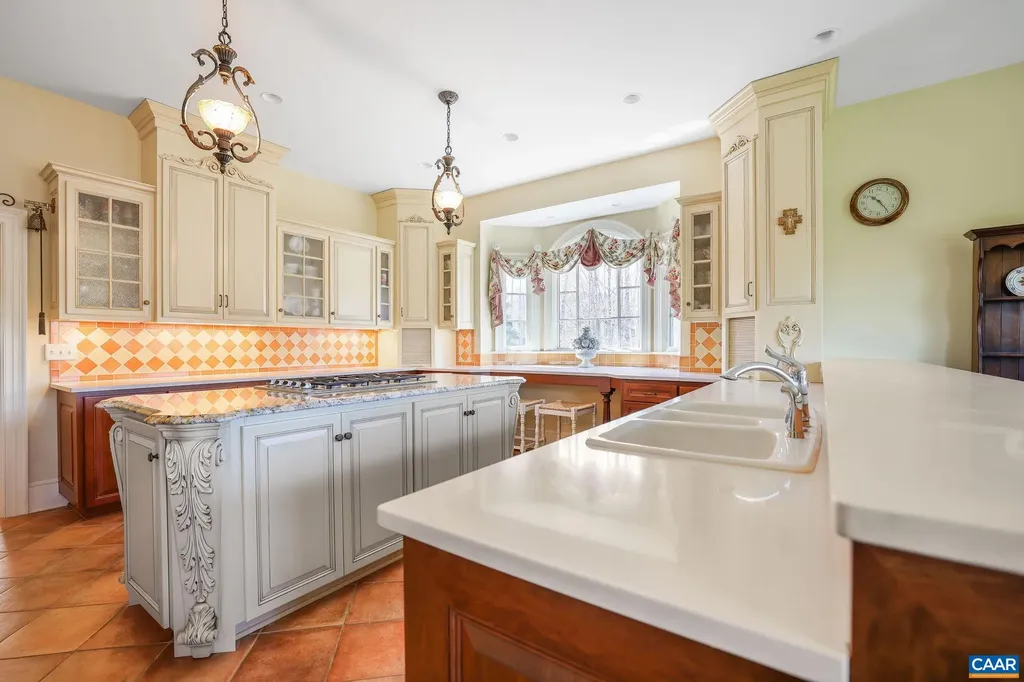 6385 Indian Ridge Drive Earlysville VA 22936