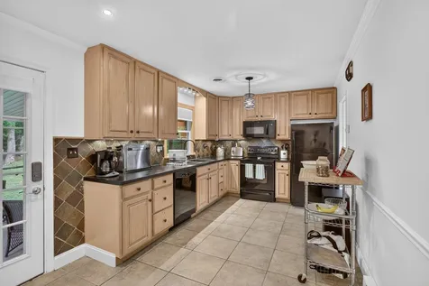 585 Hilltop Drive Staunton VA 24401
