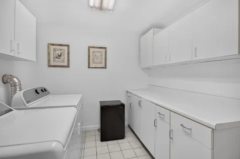 585 Hilltop Drive Staunton VA 24401