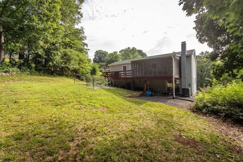585 Hilltop Drive Staunton VA 24401