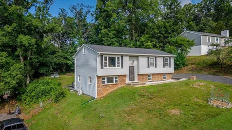 585 Hilltop Drive Staunton VA 24401