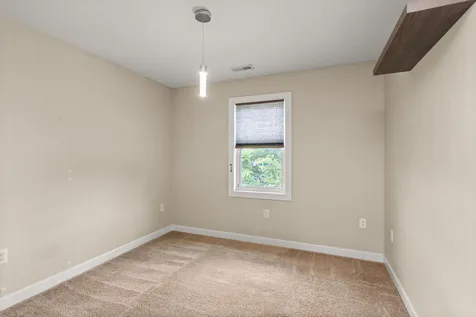 315 Rustic Avenue Broadway VA 22815