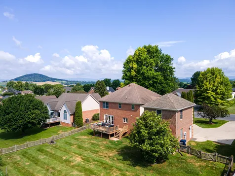 3015 Nutmeg Court Harrisonburg VA 22801