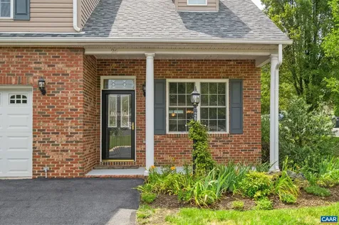 26 Park View Drive E Staunton VA 24401