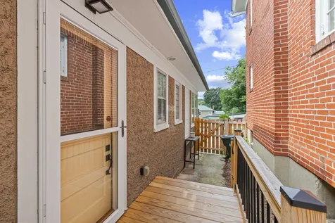 325 New Street N Staunton VA 24401