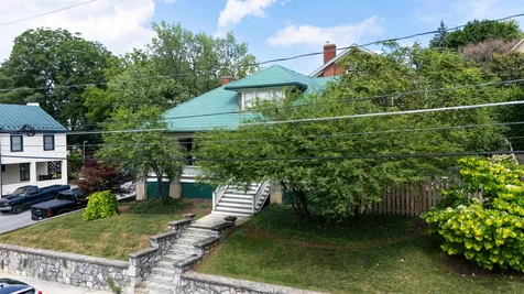 325 New Street N Staunton VA 24401